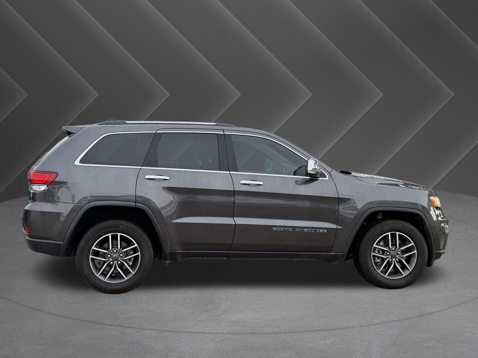 Used 2021 Jeep Grand Cherokee Limited AWD/4WD image 5