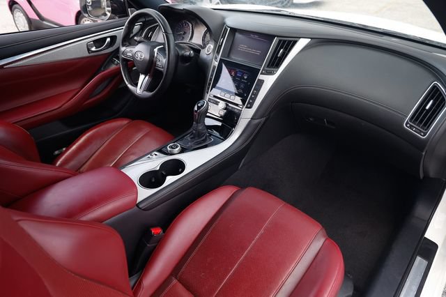 Used 2018 INFINITI Q60 3.0t Sport w/ Sensory Package 3.0T Sport AWD/4WD image 18