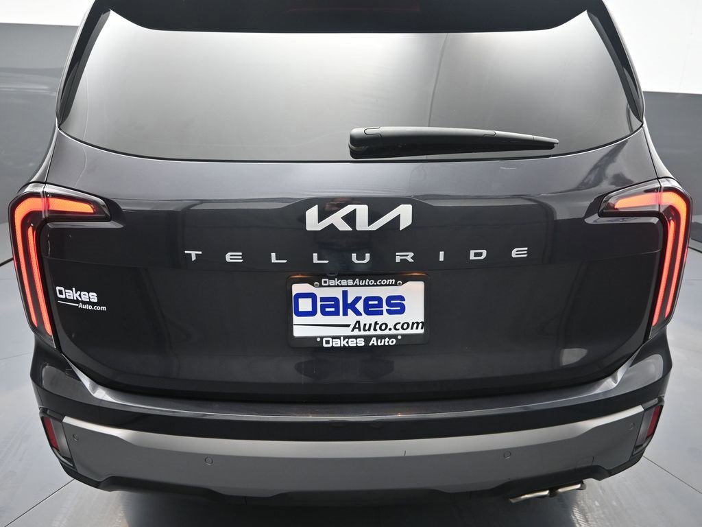 Certified 2025 Kia Telluride EX image 35