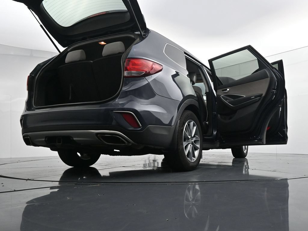 Used 2019 Hyundai Santa Fe XL SE AWD/4WD image 40