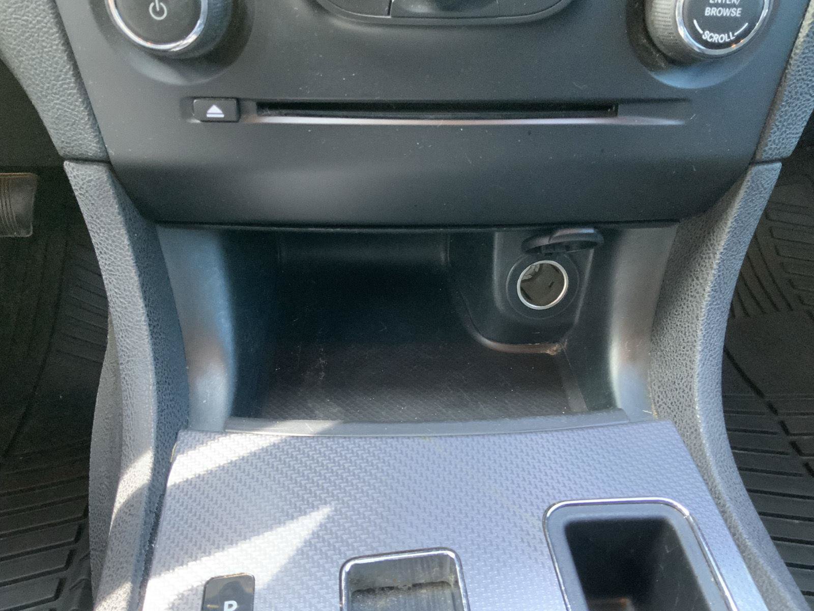 Used 2014 Dodge Charger SE RWD image 31
