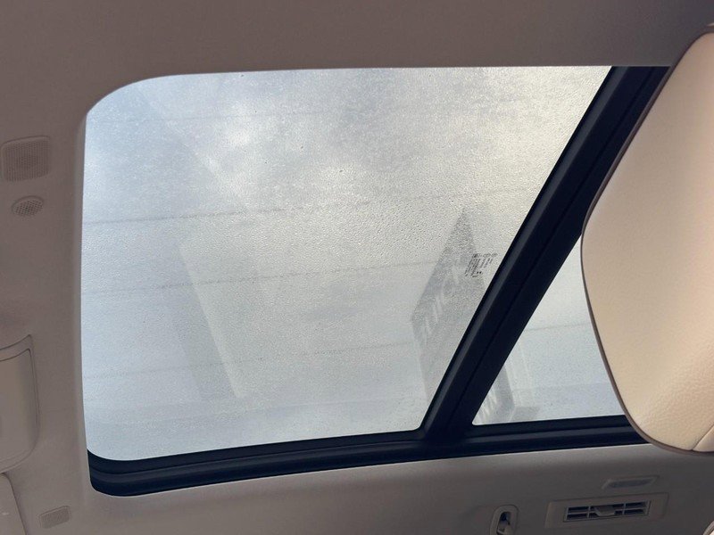 Used 2023 GMC Yukon XL Denali w/ Max Trailering Package image 31