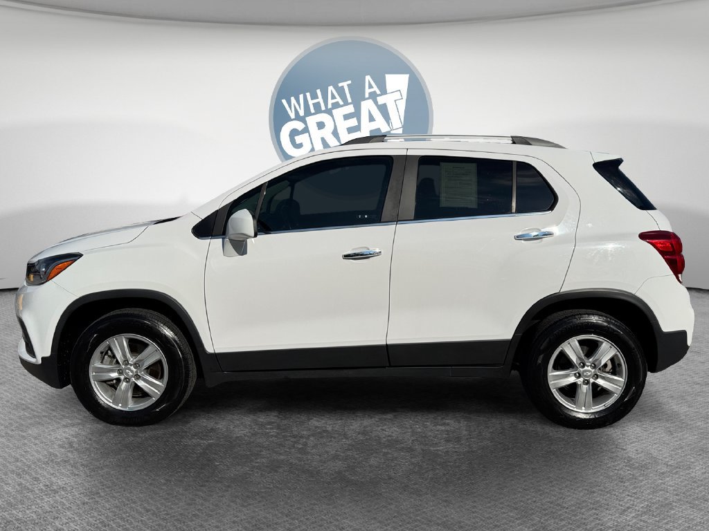 Used 2020 Chevrolet Trax LT w/ LT Convenience Package AWD/4WD image 7