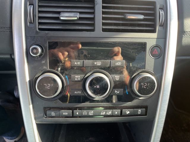 Used 2018 Land Rover Discovery Sport SE image 34