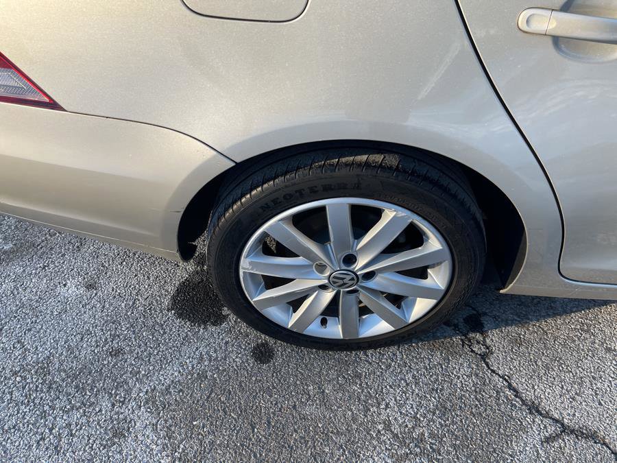 Used 2013 Volkswagen Jetta TDI FWD image 39