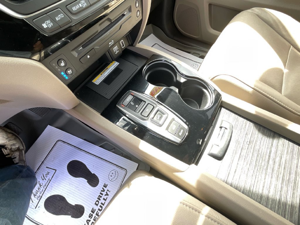Used 2019 Honda Pilot Elite image 21