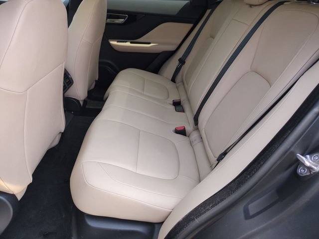 Used 2020 Jaguar F-PACE Premium AWD/4WD image 15