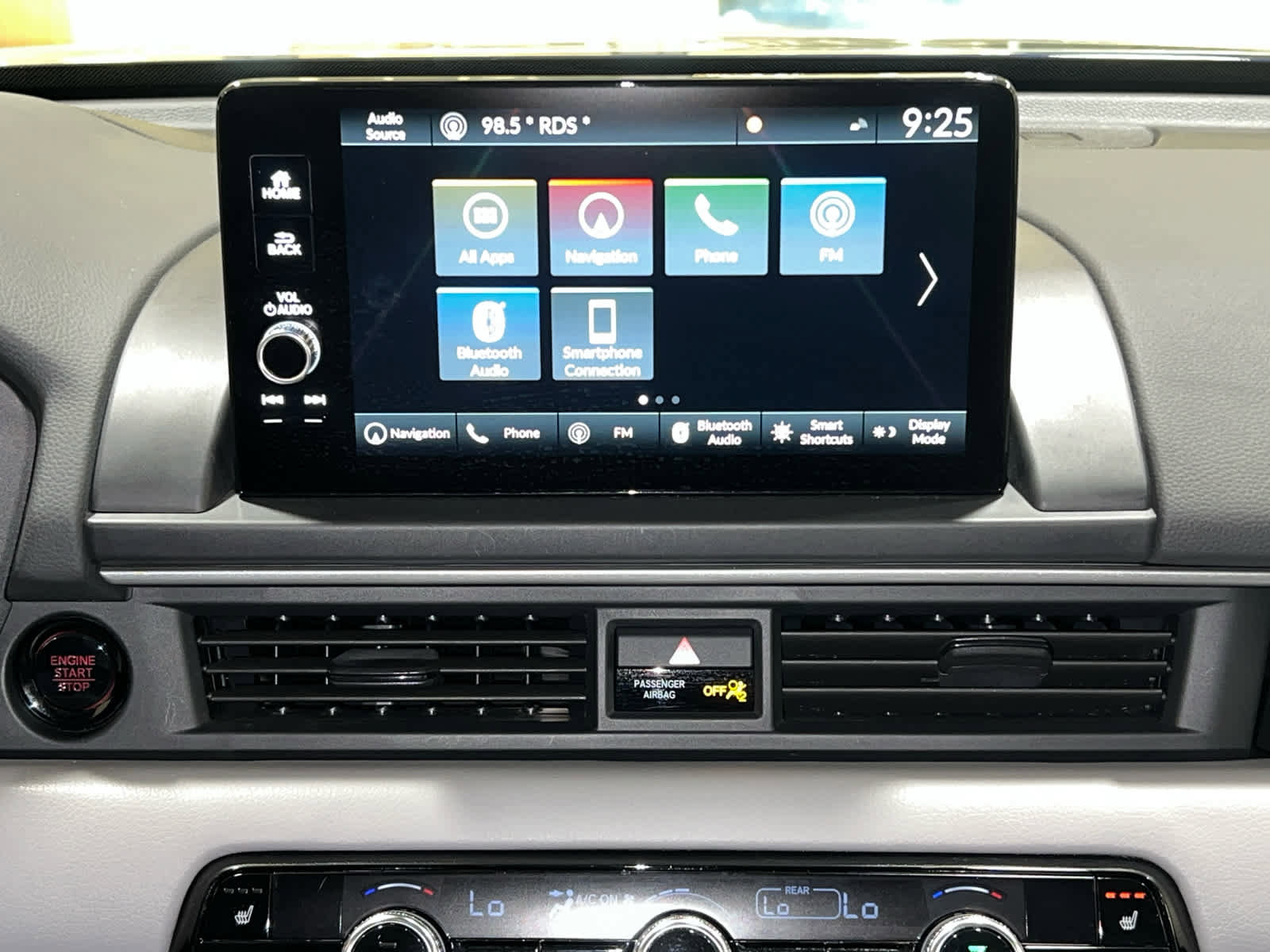 Certified 2025 Honda Pilot Touring image 30