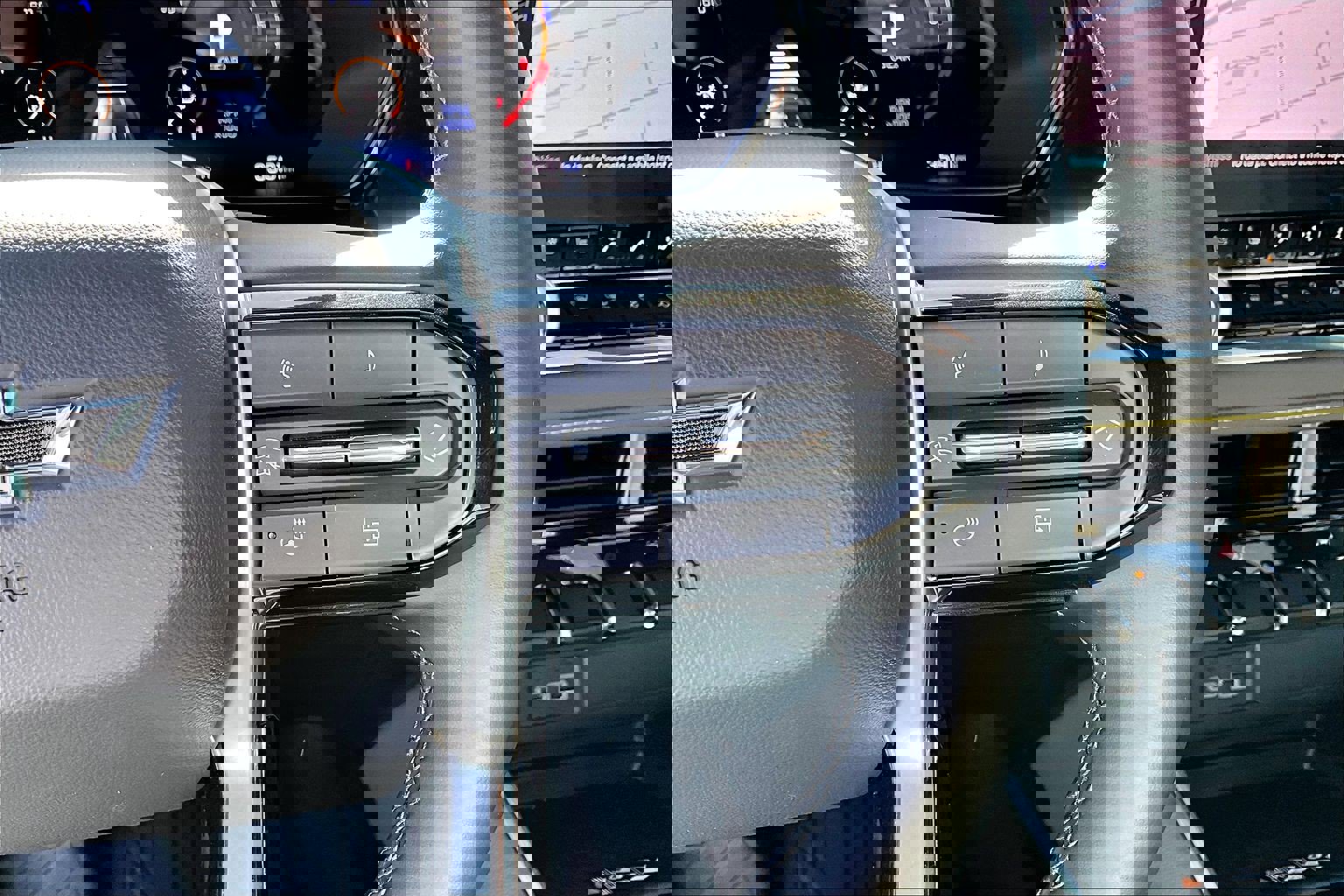 Certified 2026 Chevrolet Colorado ZR2 w/ Technology Package image 22