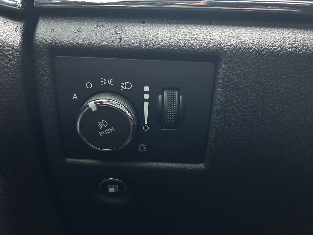 Used 2017 Jeep Grand Cherokee Trailhawk w/ Trailhawk Luxury Group image 21