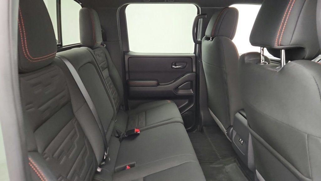 Used 2025 Nissan Frontier PRO-4X w/ Interior Protection Package AWD/4WD image 22
