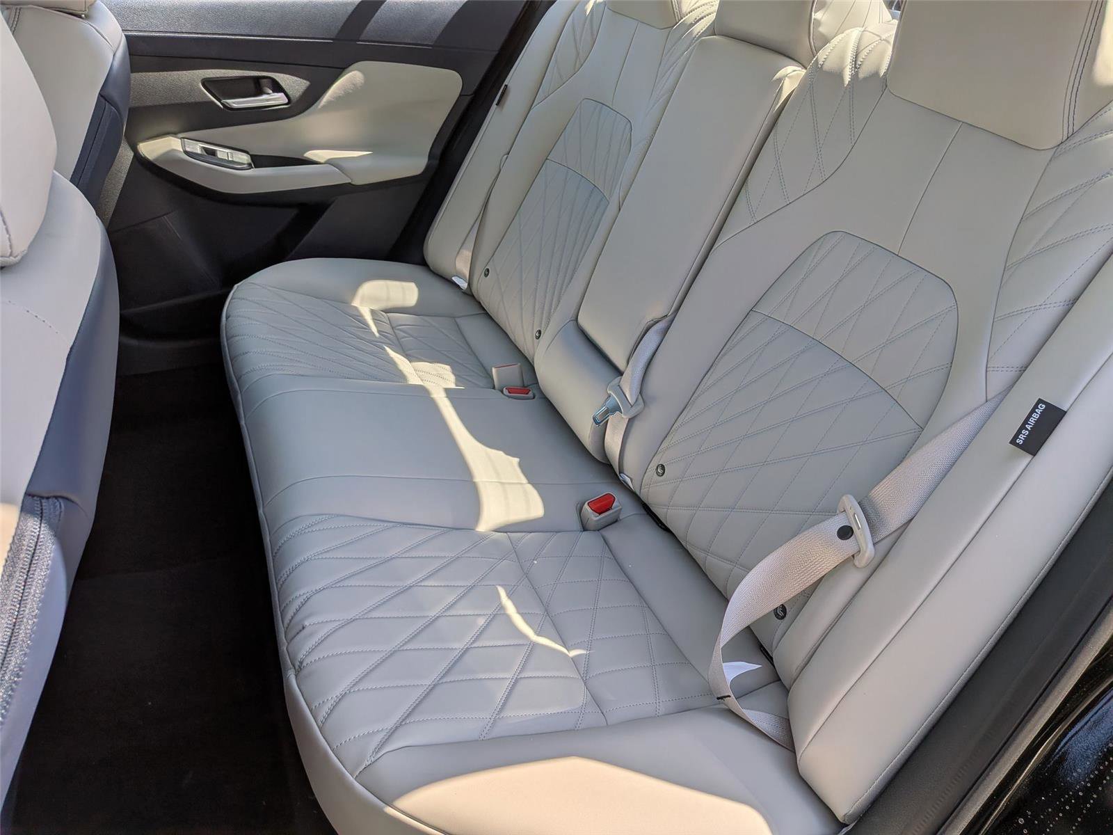 New 2026 Nissan Sentra SL w/ Floor Mat Package FWD image 30