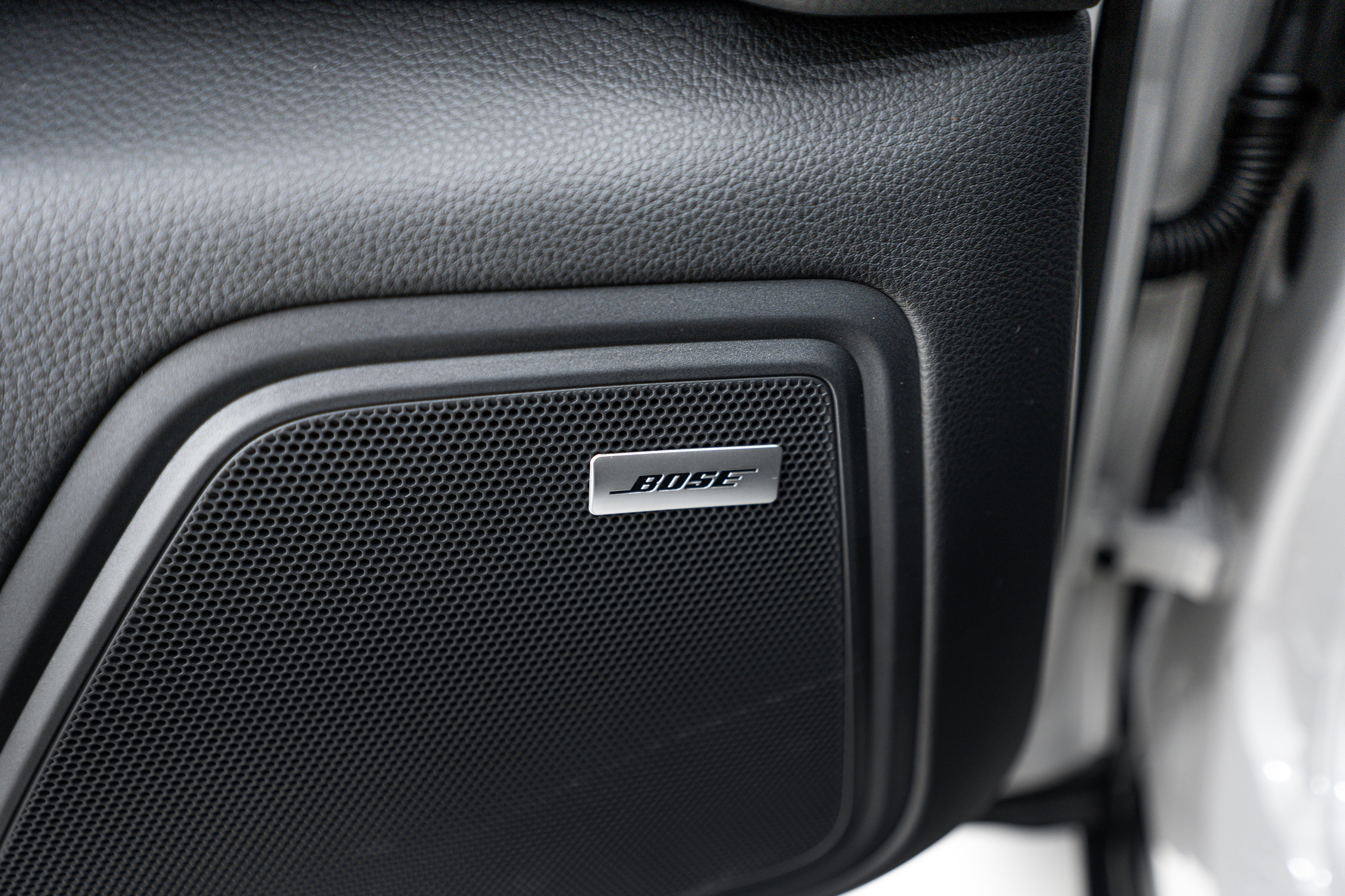 Certified 2026 Porsche Macan image 17