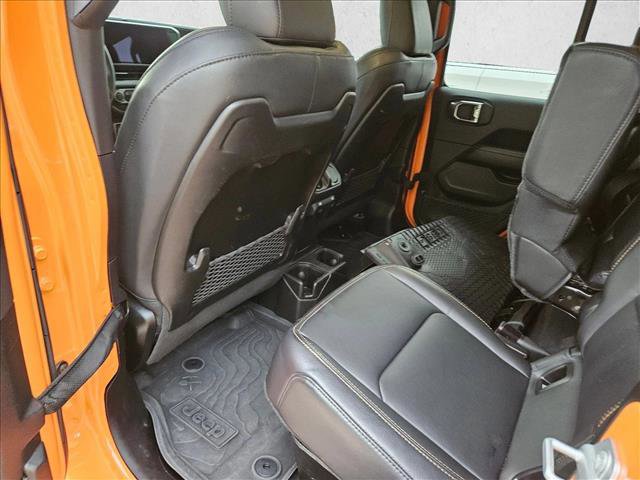 Used 2025 Jeep Gladiator Sport image 10