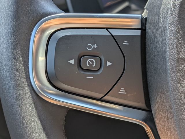 Certified 2023 Volvo C40 P8 Recharge Plus w/ Climate Package AWD/4WD image 17