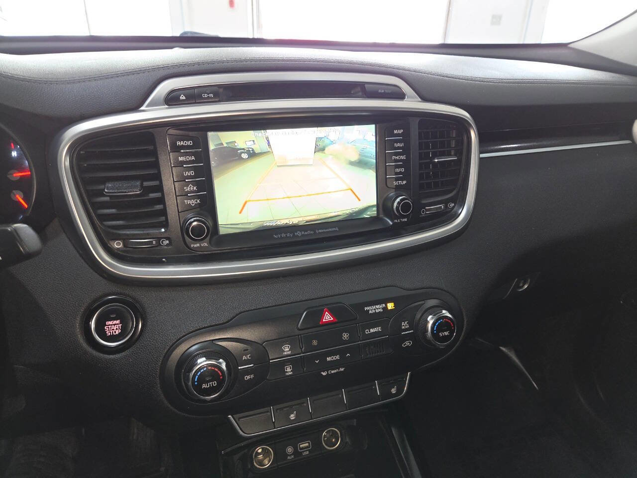 Used 2016 Kia Sorento SX AWD/4WD image 34