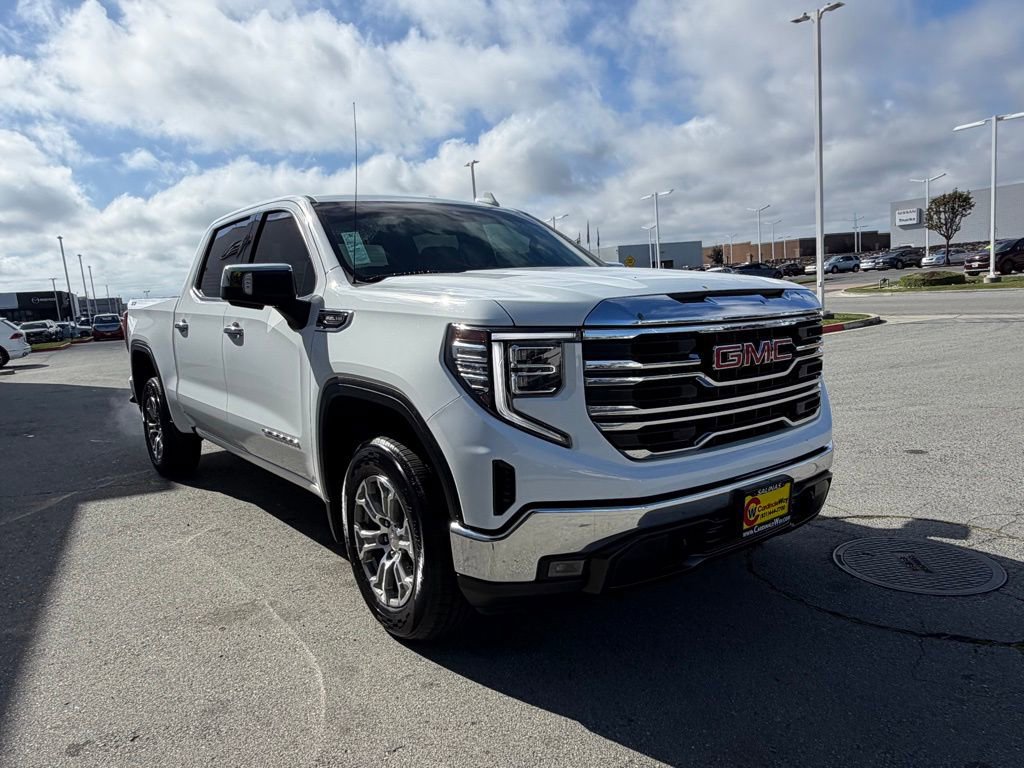 Used 2024 GMC Sierra 1500 SLT image 8