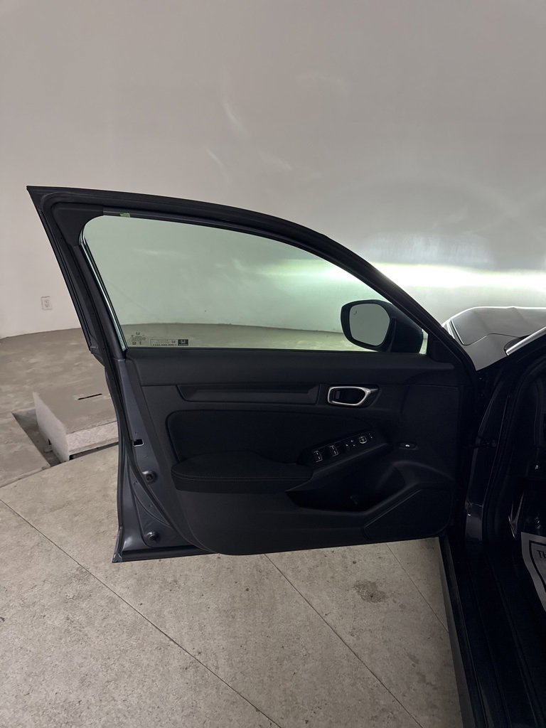 Used 2025 Honda Civic Sport image 15