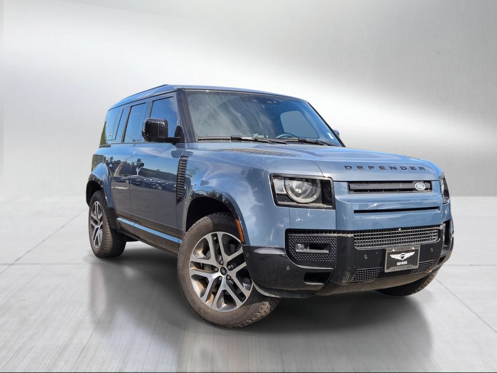 Used 2024 Land Rover Defender 110 X-Dynamic SE AWD/4WD image 1