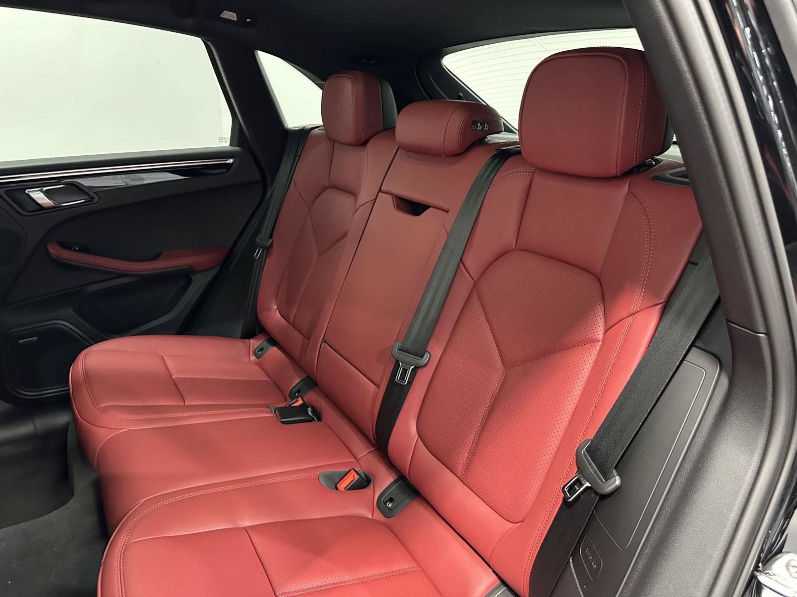 New 2026 Porsche Macan S AWD/4WD image 34