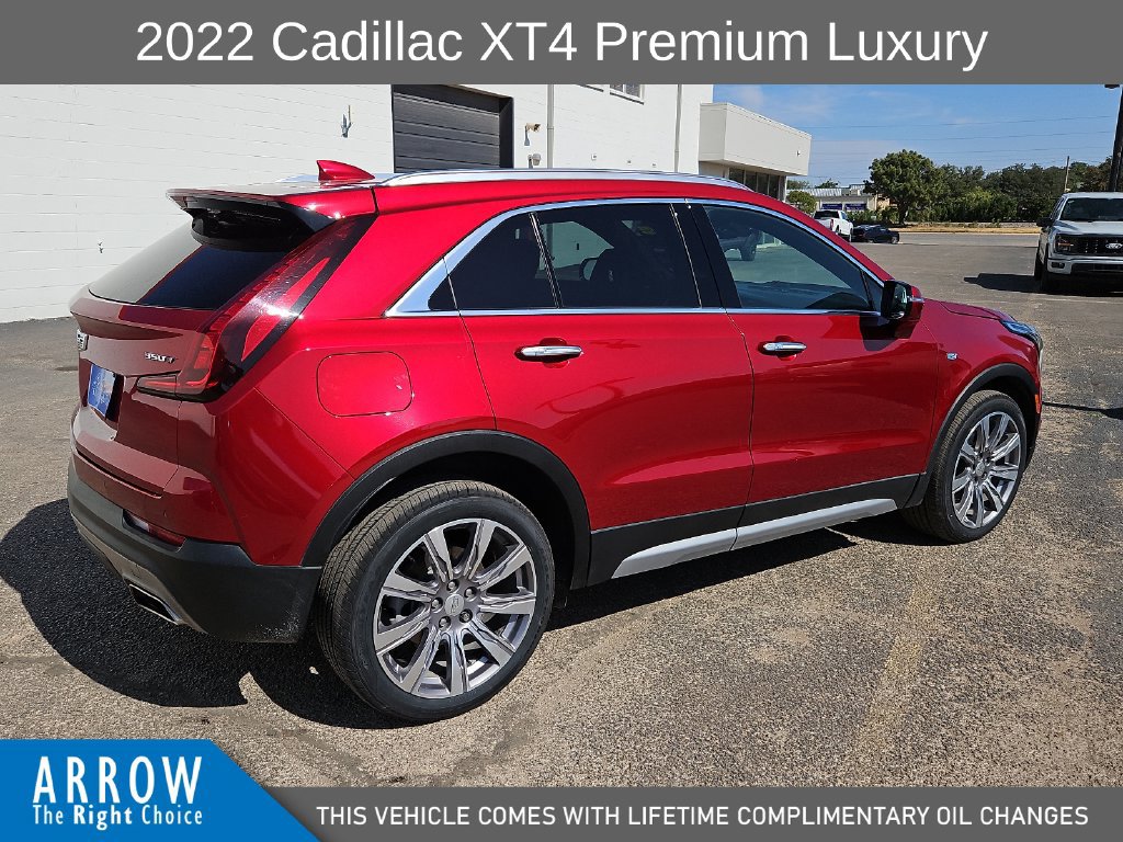 Used 2022 Cadillac XT4 Premium Luxury w/ Cold Weather Package FWD image 13