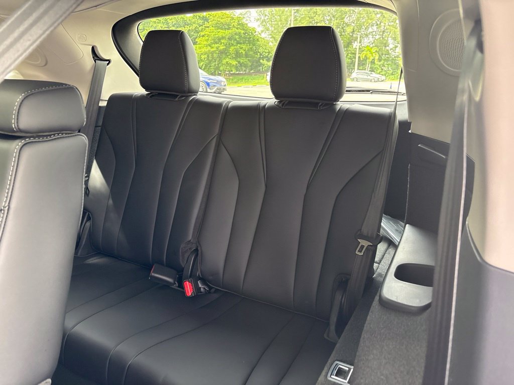 New 2026 Acura MDX w/ Technology Package FWD image 18