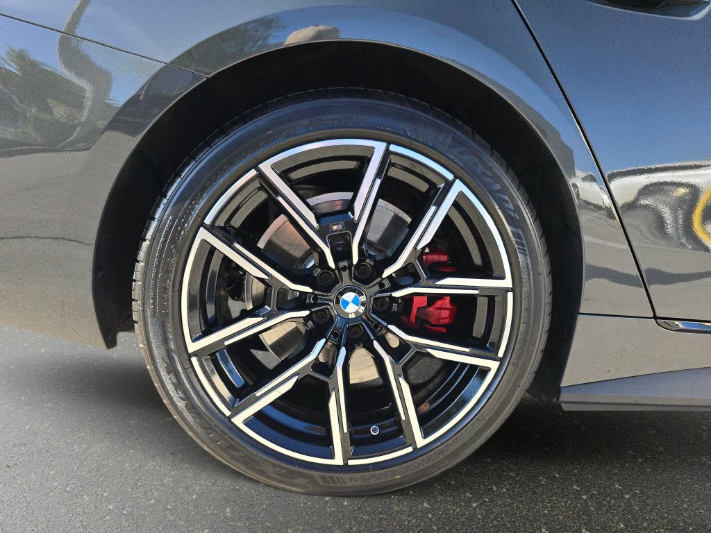Used 2025 BMW i4 eDrive40 w/ M Sport Package RWD image 36