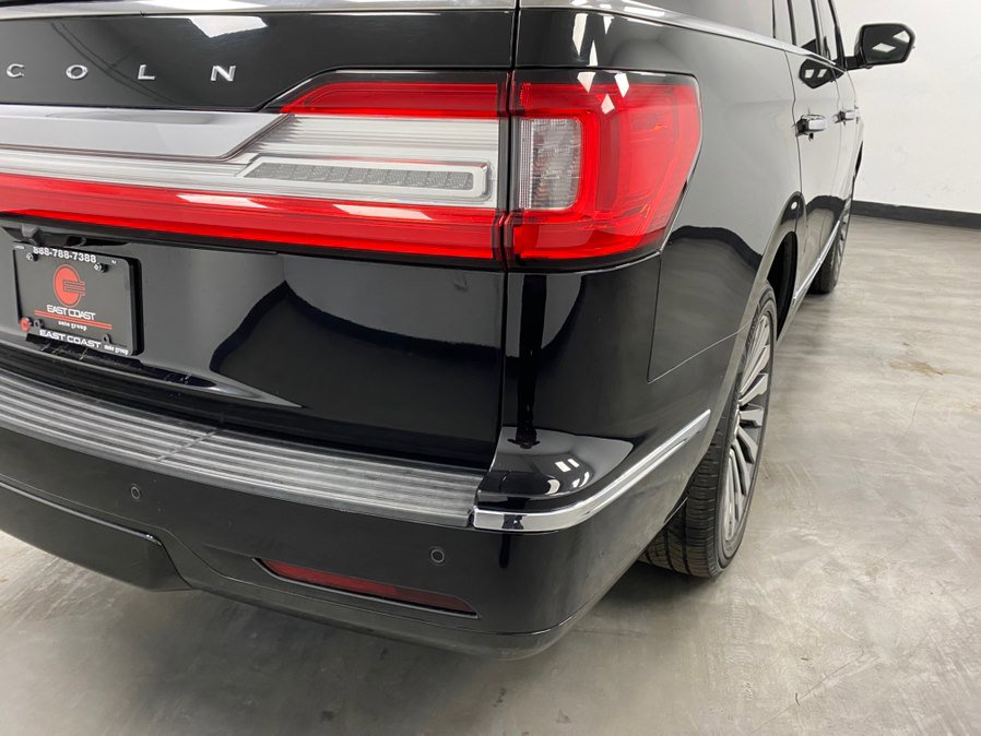 Used 2018 Lincoln Navigator Reserve AWD/4WD image 16
