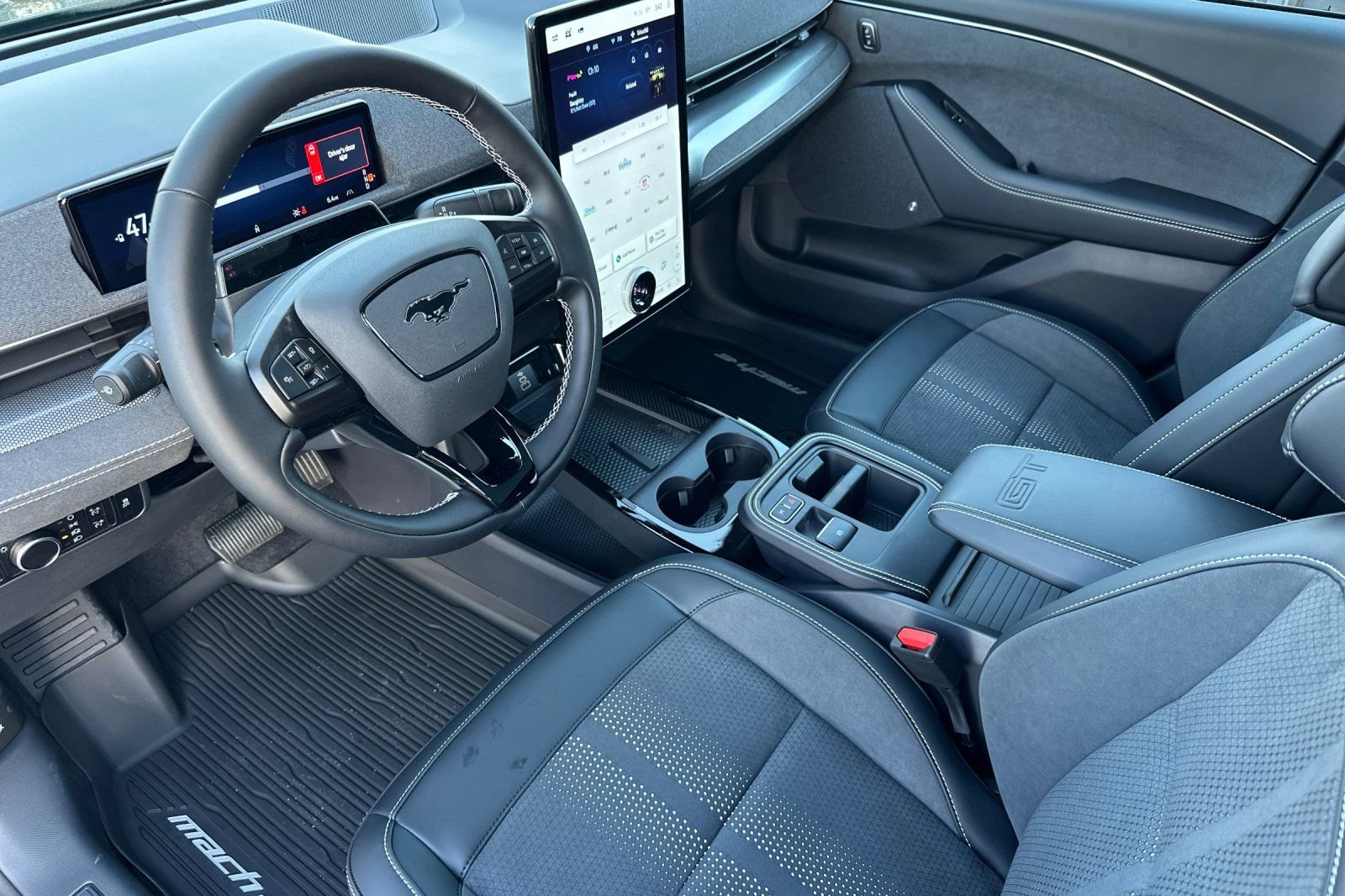 New 2025 Ford Mustang Mach-E GT w/ Bronze Appearance Package image 9