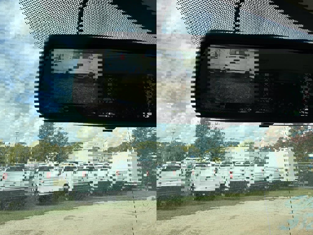 New 2025 Chevrolet Express 2500 w/ Driver Convenience Package image 32