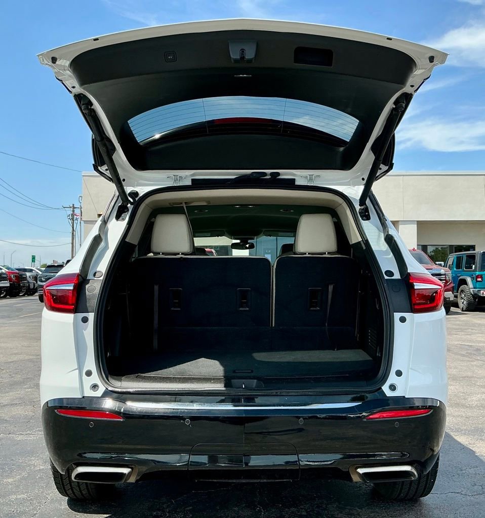 Used 2019 Buick Enclave Essence AWD/4WD image 18