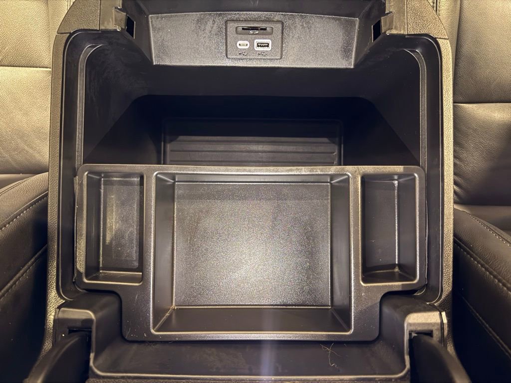 Used 2021 Chevrolet Tahoe Z71 w/ Z71 Signature Package image 30