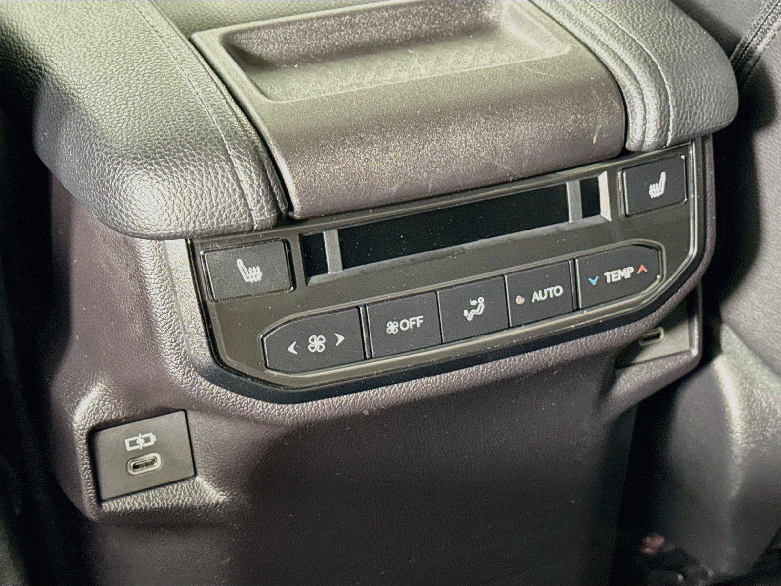 Certified 2026 Toyota Grand Highlander FWD image 40
