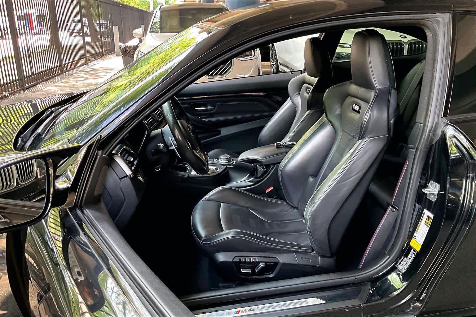 Used 2020 BMW M4 Coupe w/ Competition Package RWD image 7