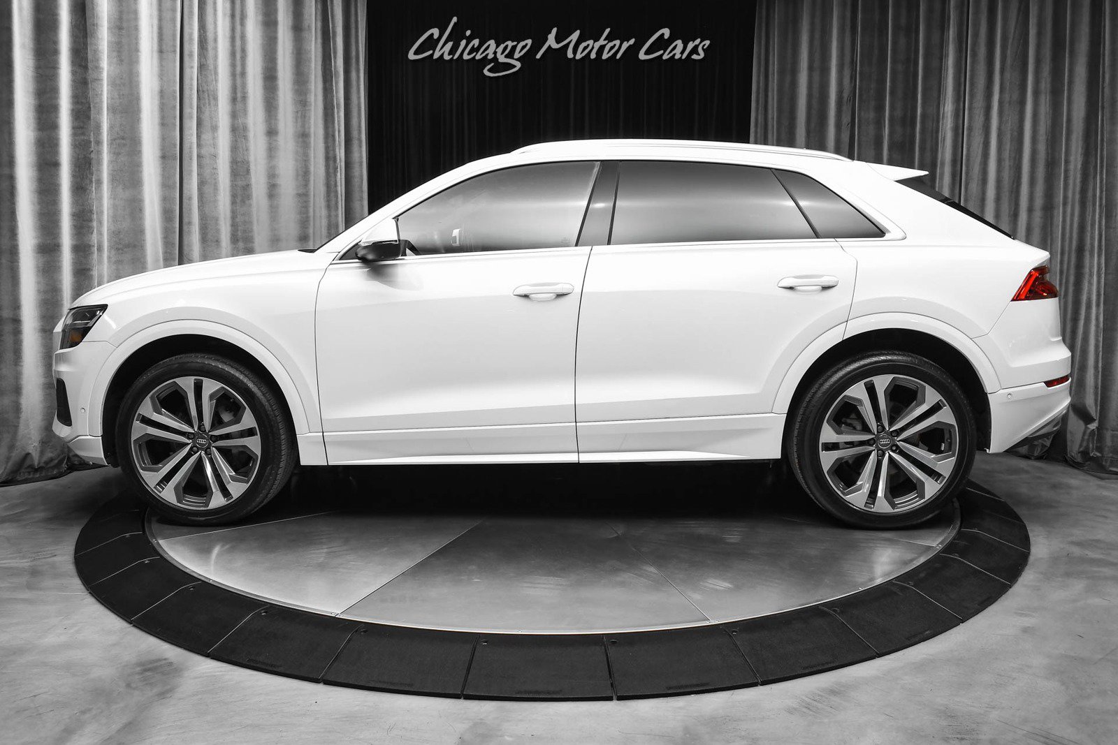 Used 2020 Audi Q8 Premium Plus AWD/4WD image 38
