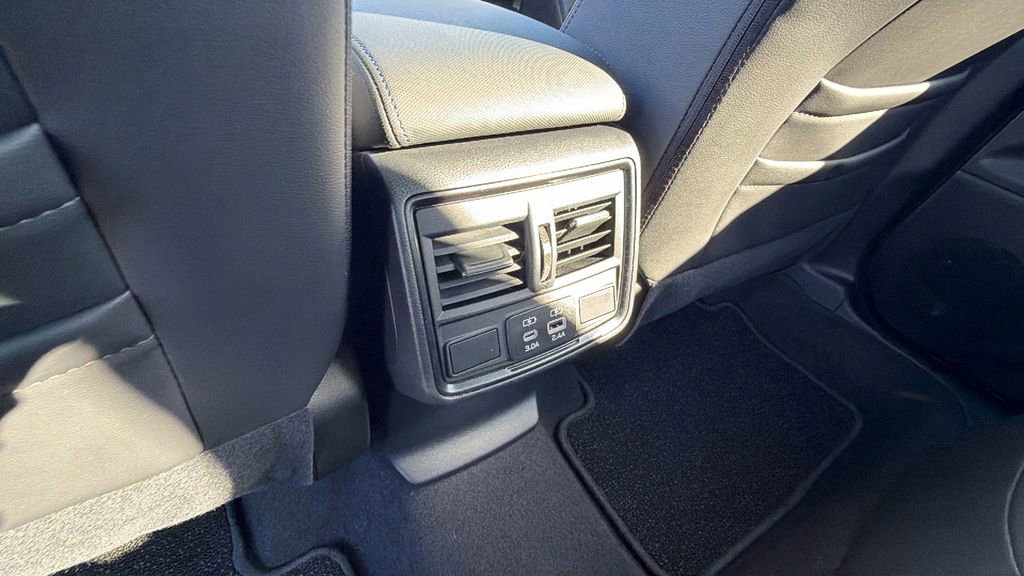Used 2025 Subaru Forester Limited w/ Popular Package #1 image 17