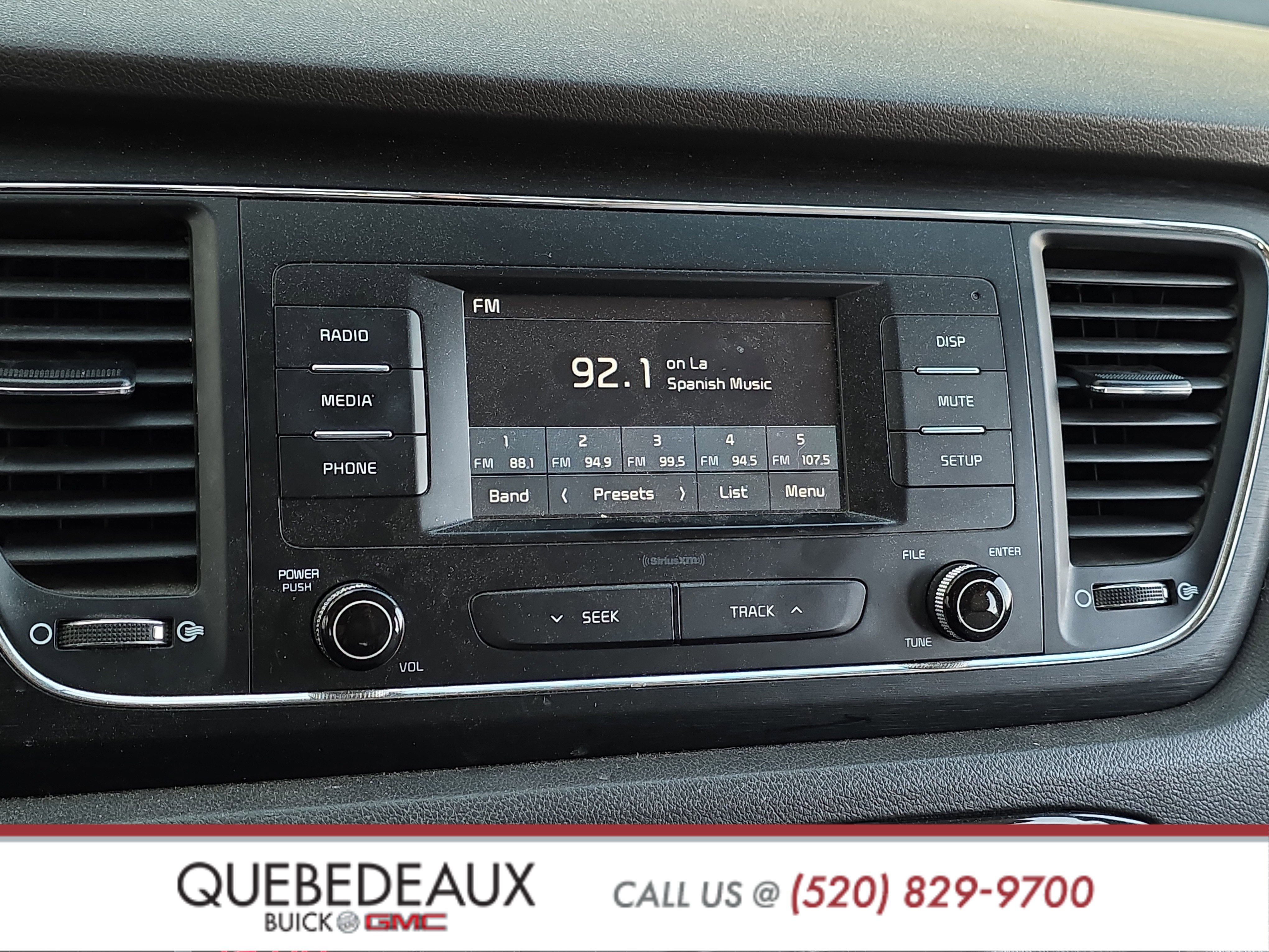 Used 2018 Kia Sedona LX image 17