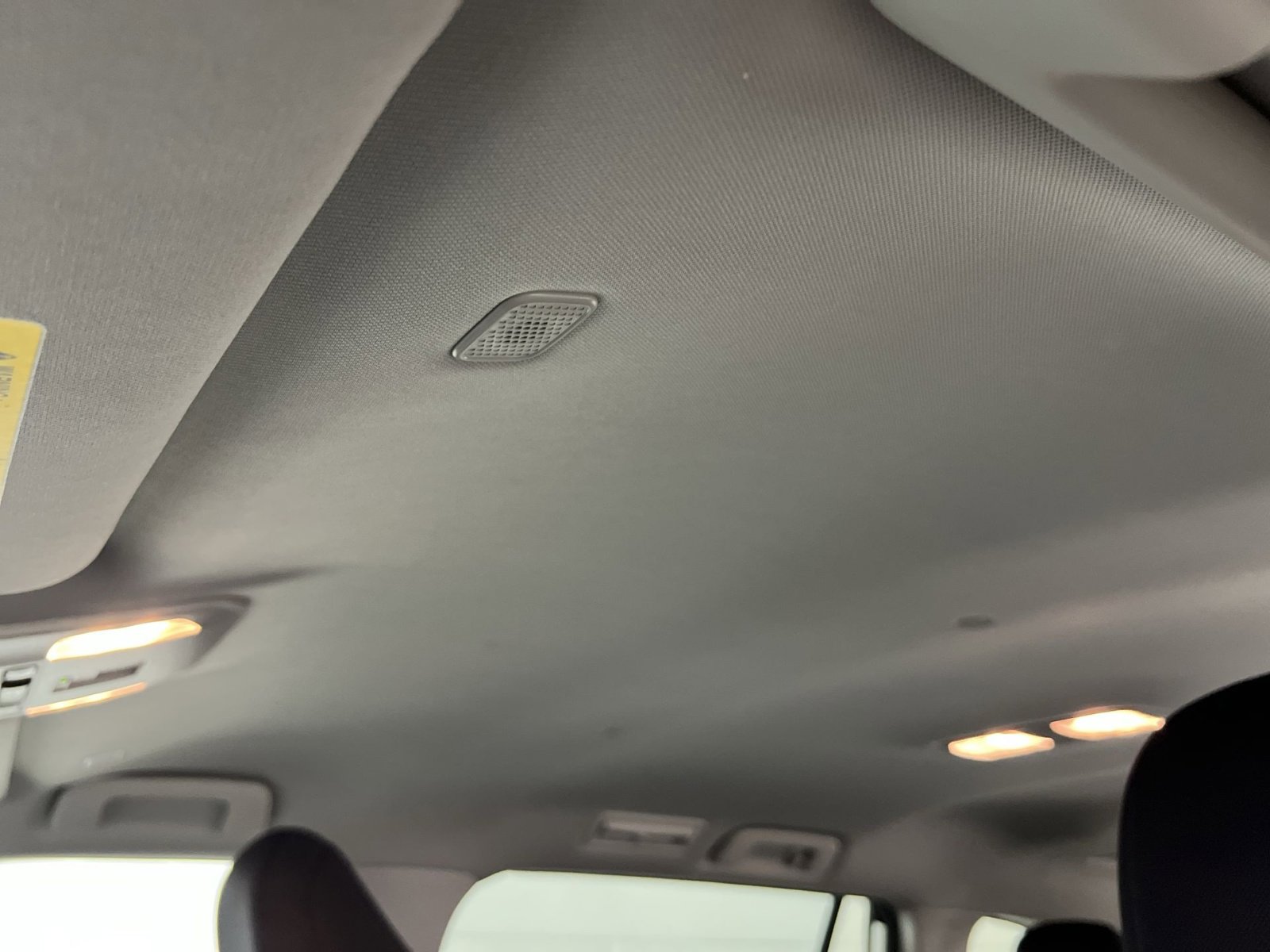 Used 2024 Toyota Highlander LE image 24