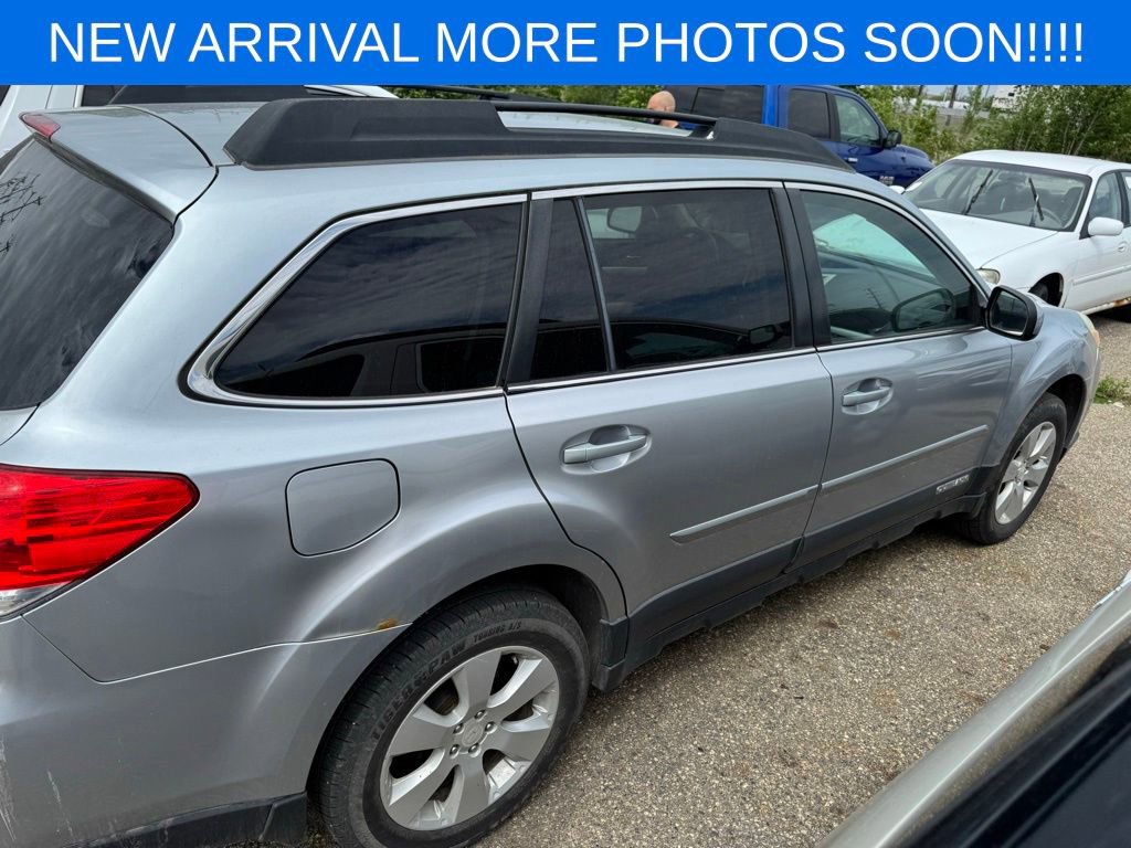 Used 2012 Subaru Outback 2.5i Premium AWD/4WD image 9