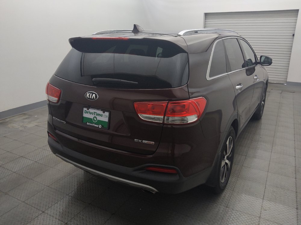 Used 2017 Kia Sorento EX w/ EX Advanced Touring Package FWD image 7