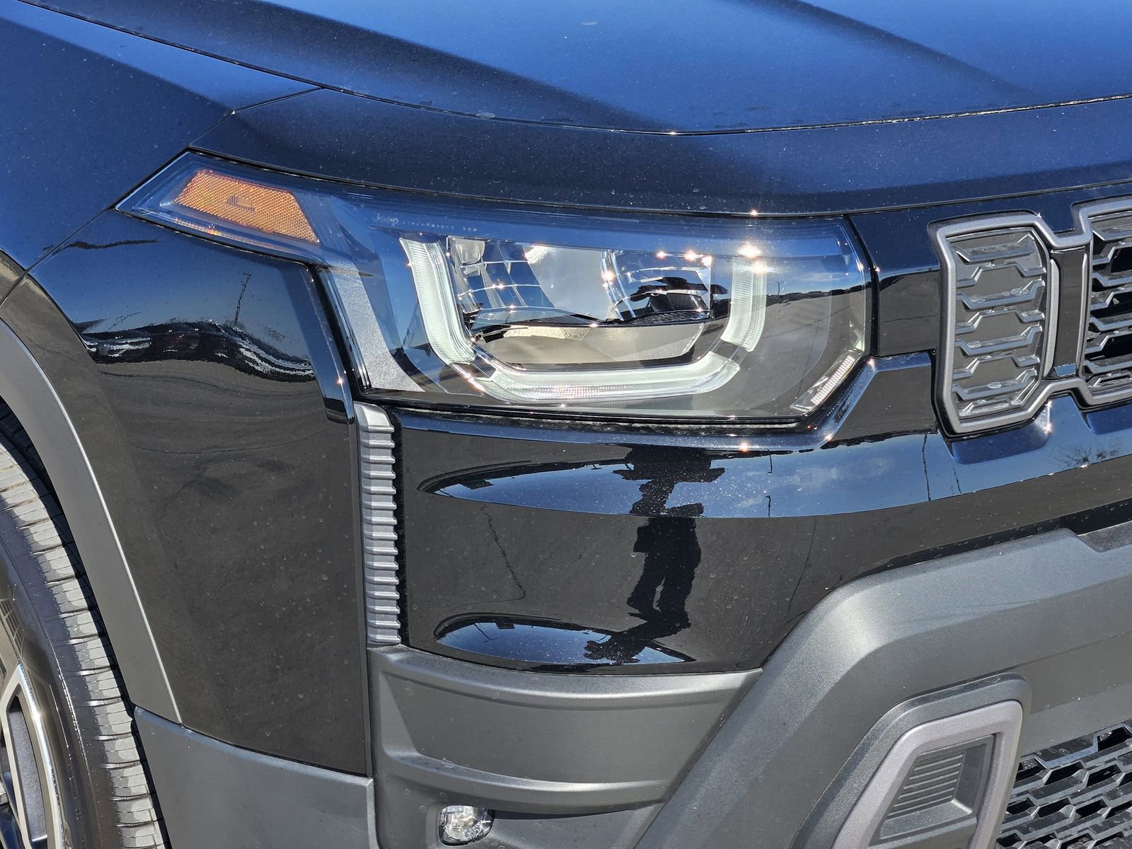 New 2026 Jeep Cherokee Laredo image 9