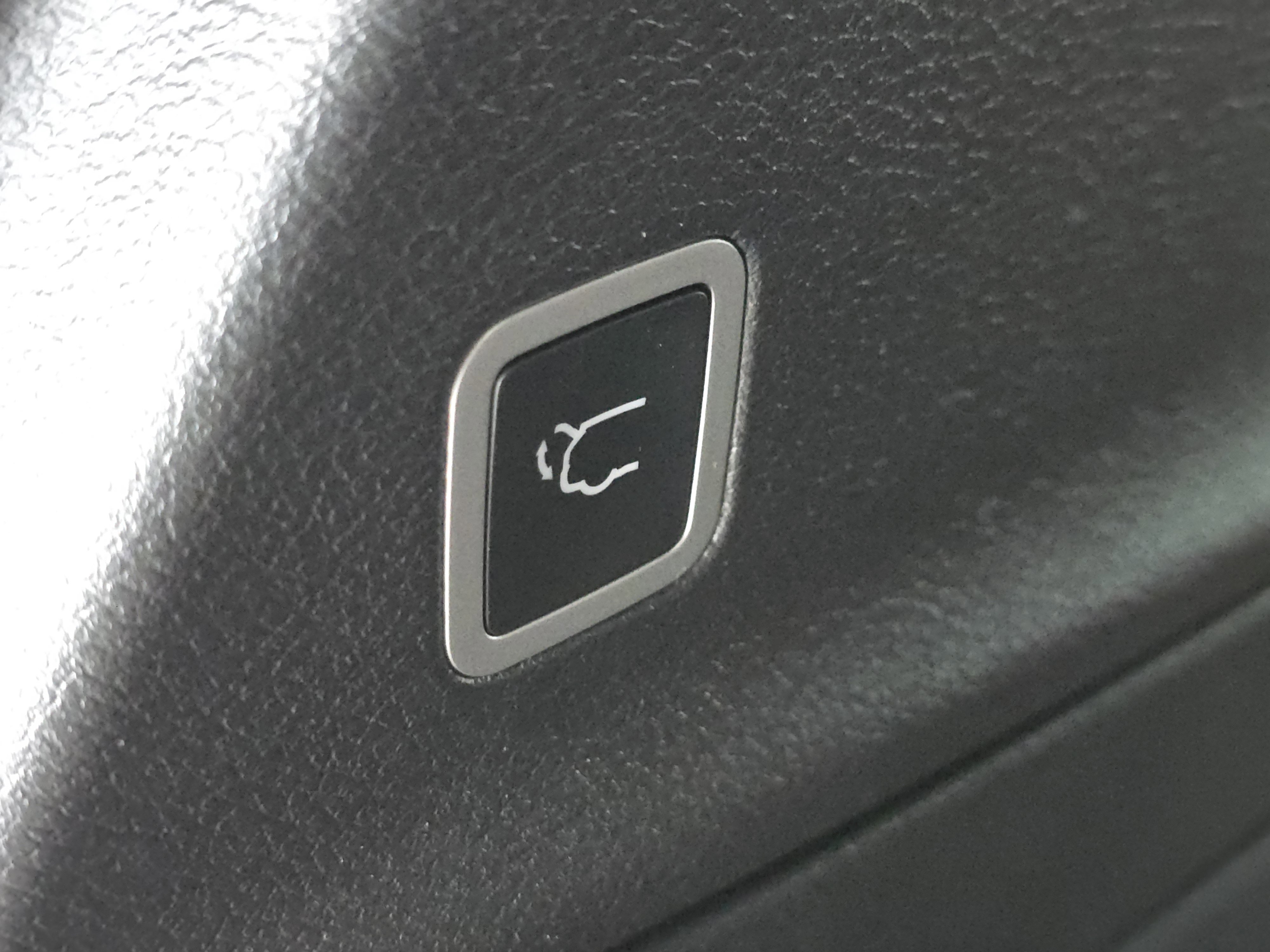 Used 2025 Chrysler Pacifica Pinnacle FWD image 29