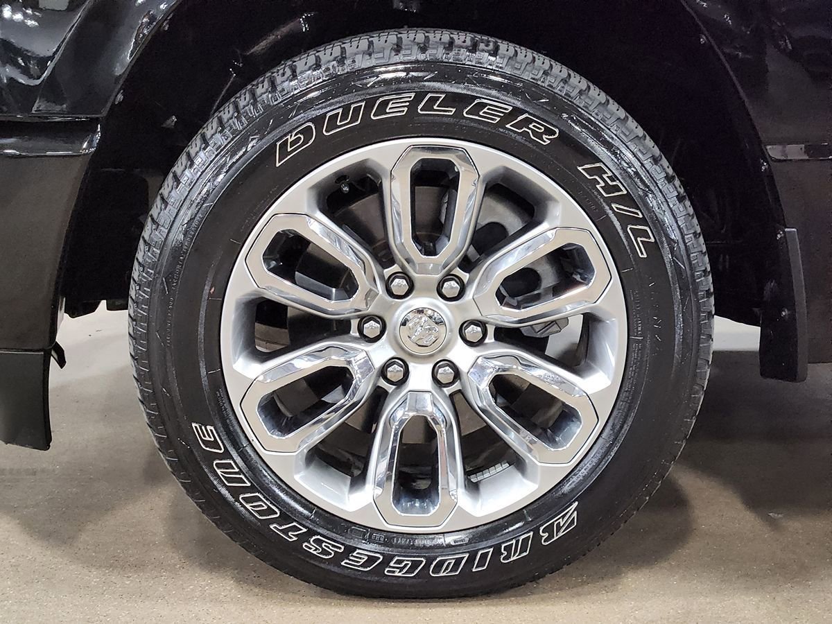 Used 2023 RAM 1500 Laramie image 29