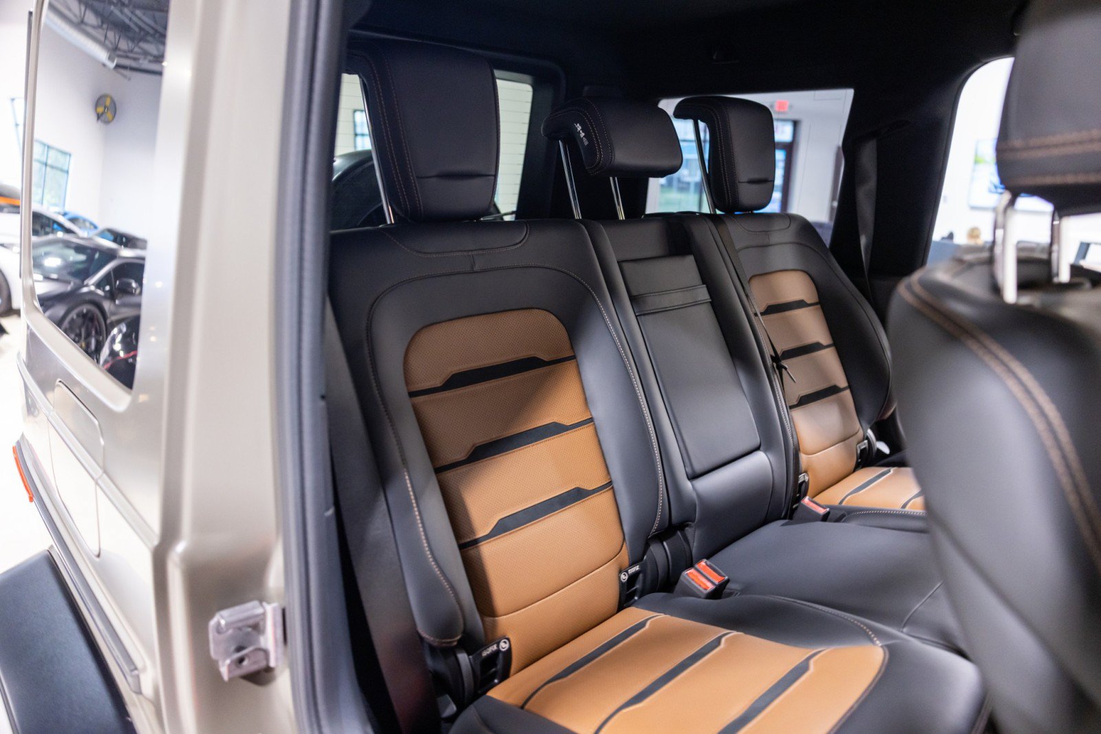 Used 2025 Mercedes-Benz G 63 AMG 4MATIC w/ Night Package Magno image 32