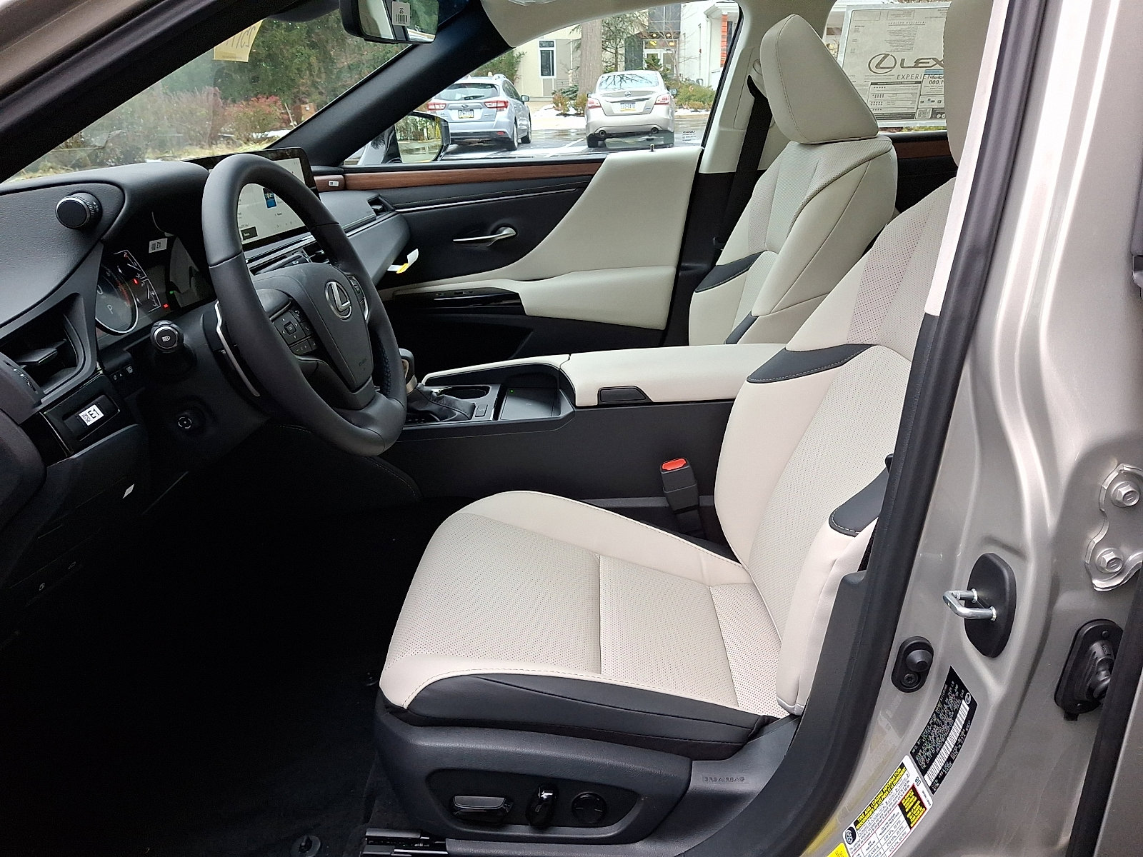 New 2025 Lexus ES 350 Premium image 9