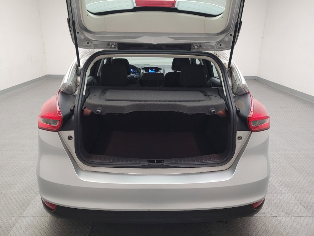 Used 2016 Ford Focus SE FWD image 29