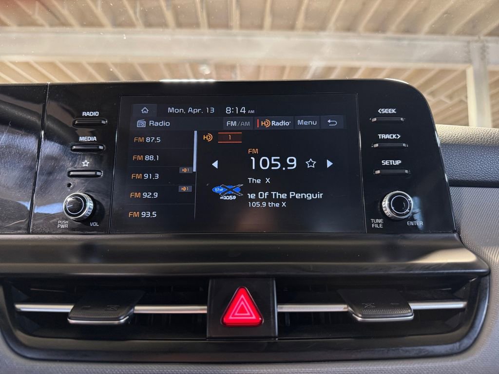 Certified 2025 Kia Seltos LX AWD/4WD image 17