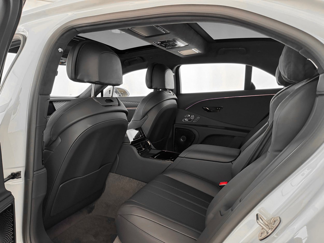 New 2026 Bentley Flying Spur Plug-In Hybrid image 24