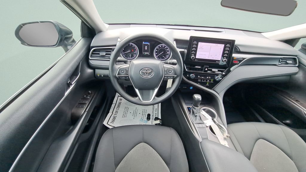 Used 2022 Toyota Camry LE image 15