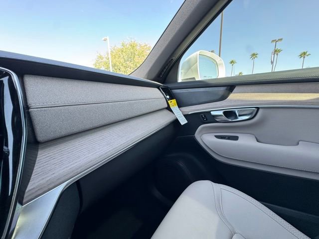 New 2026 Volvo XC90 T8 Plus image 24